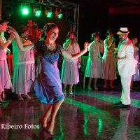 Dança Chorinho - Coral Canto em Canto